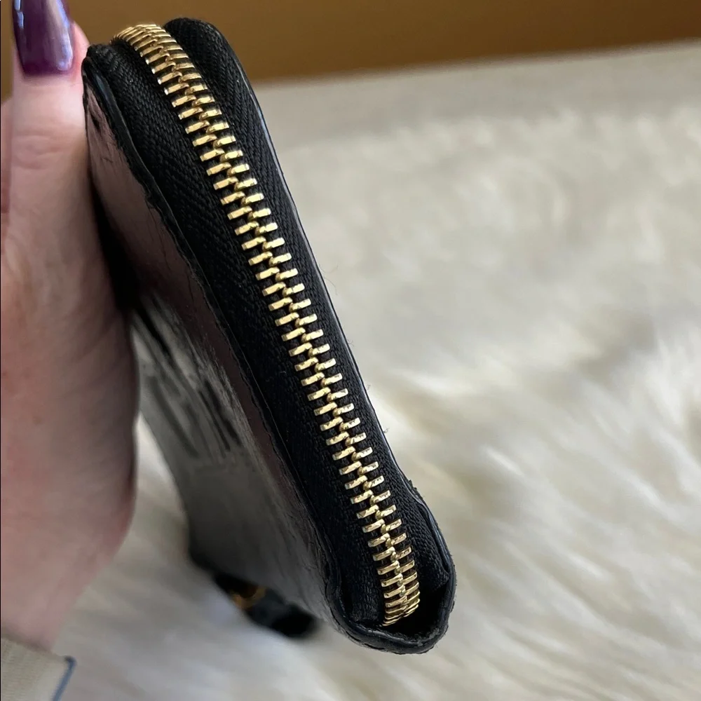 Chic Chloe Black Leather Long Wallet - Picture 6 of 14